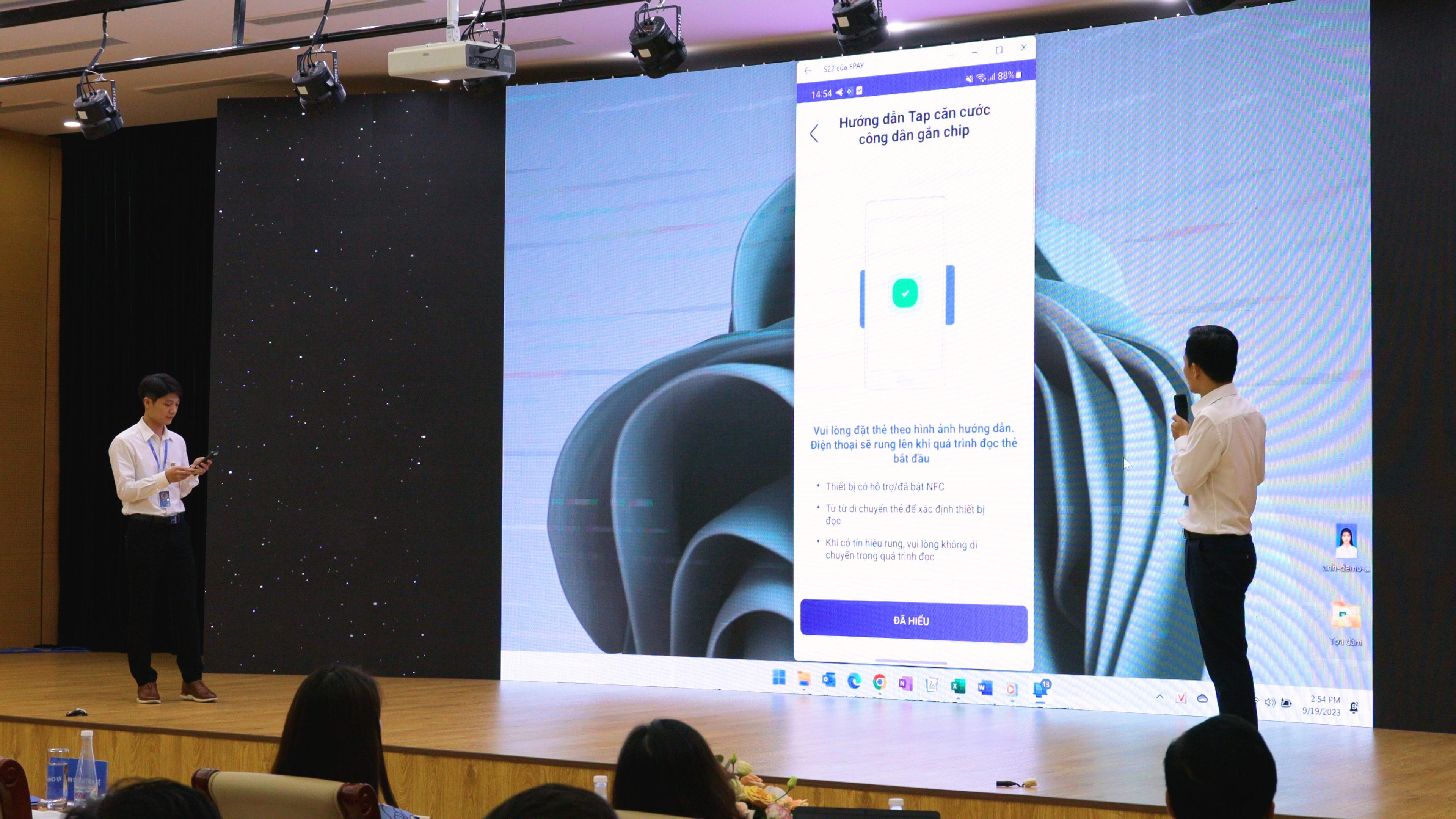 [Dân trí] Định danh xác thực điện tử trong chuẩn hóa dữ liệu danh tính cá nhân