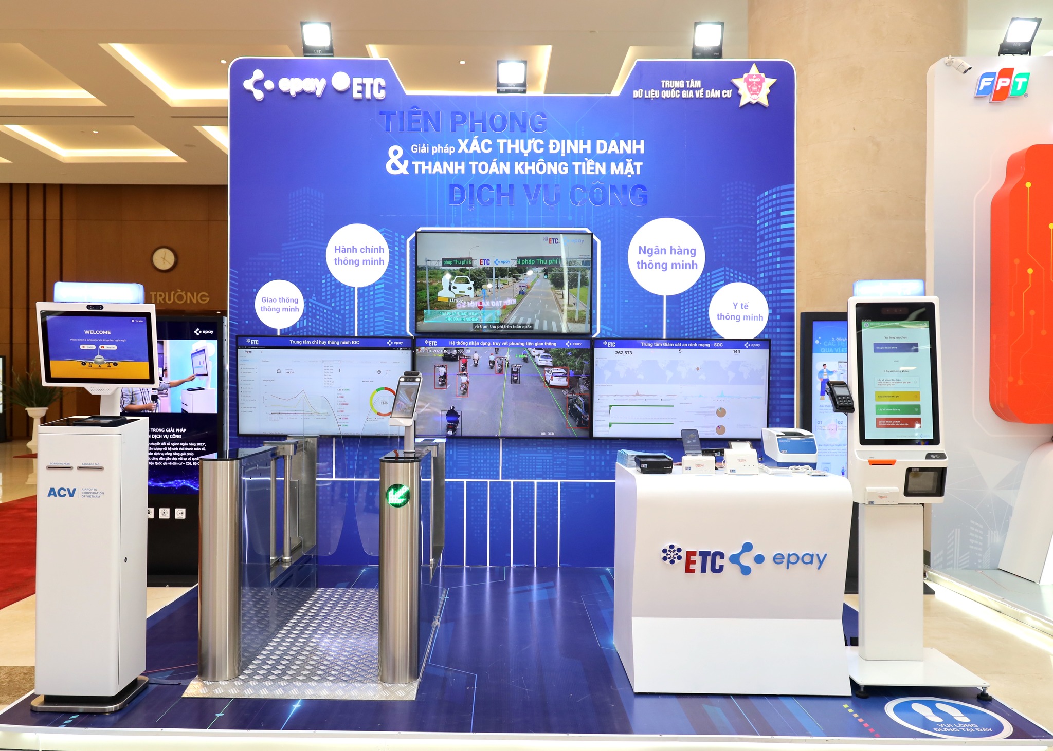 [VTV] Nhiều ứng dụng hiện đại trong chuyển đổi số quốc gia